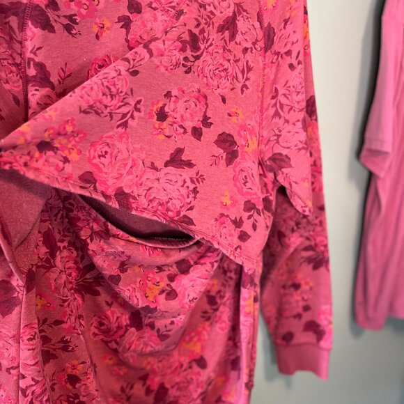 Old Navy Floral Maternity and Nursing Sweater size Large - Picture 3 of 4